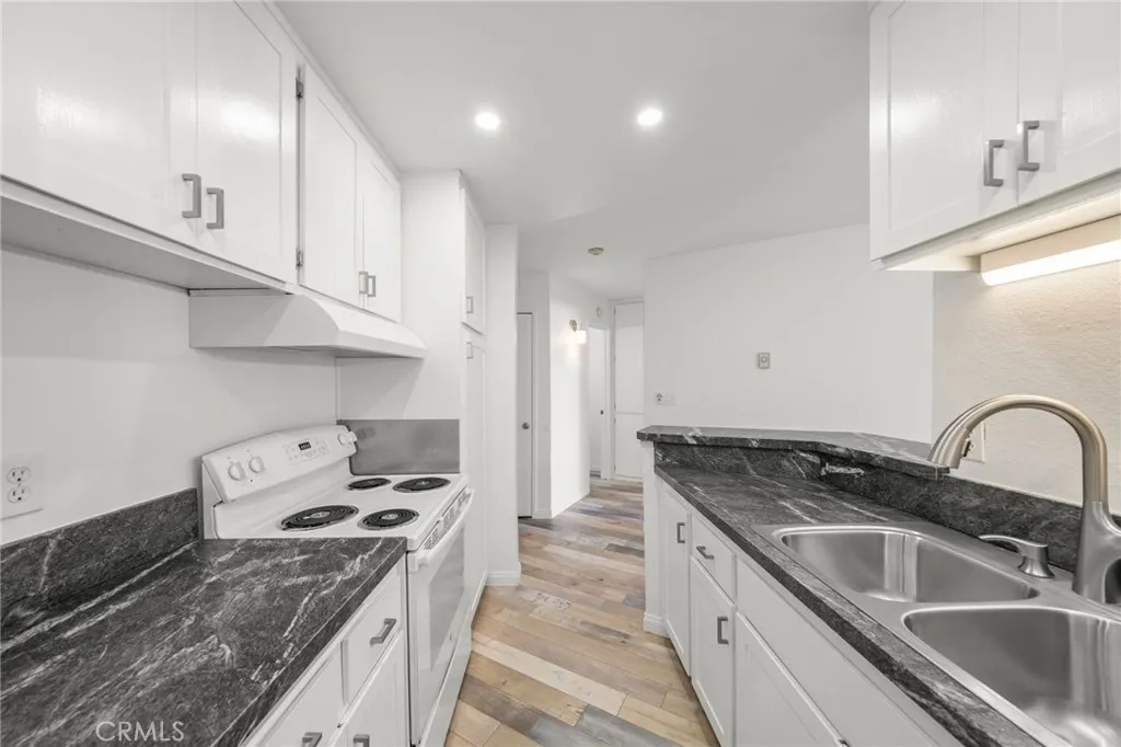 Additional image 34 of 650 The Village Unit 106, Redondo Beach, CA 90277