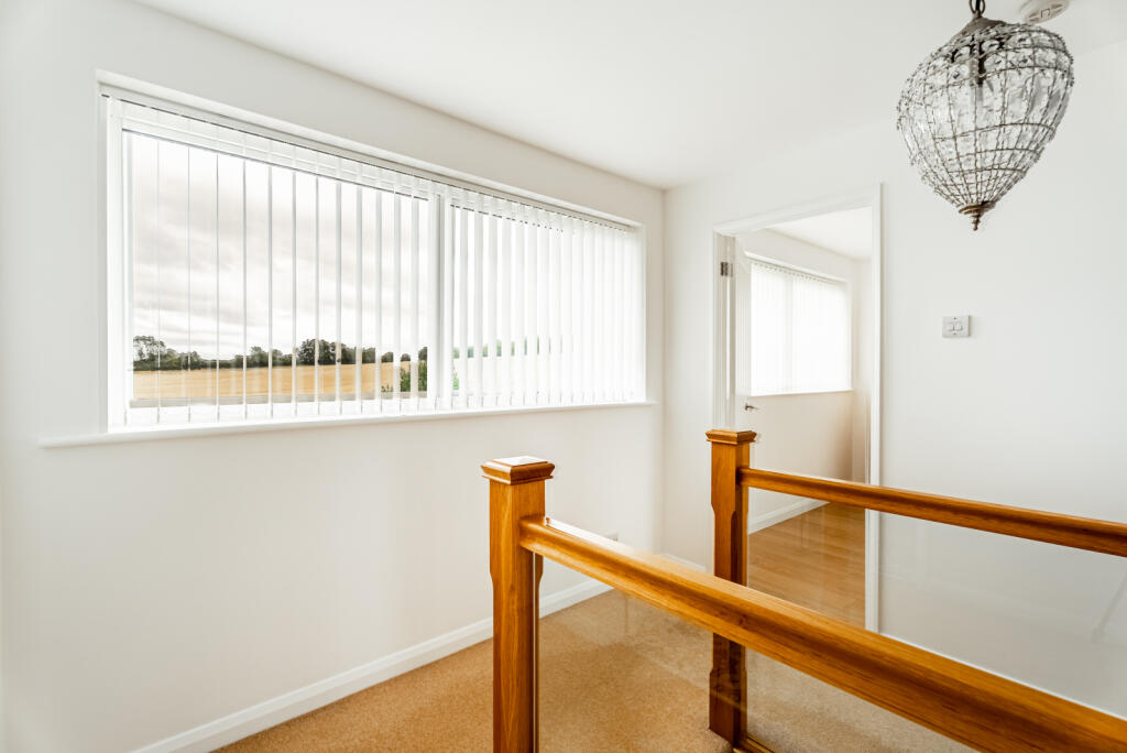 Additional image 11 of Gibbons Close, Sandridge, St. Albans, Hertfordshire, AL4