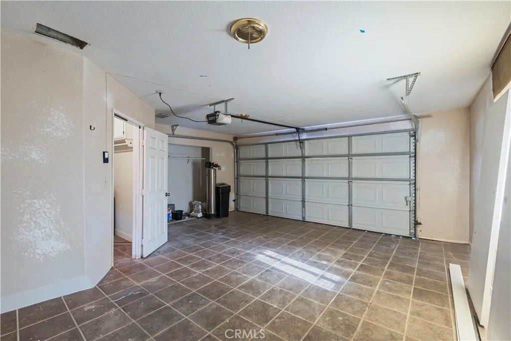 Additional image 73 of 12850 Lakota Rd, Apple Valley, CA 92308