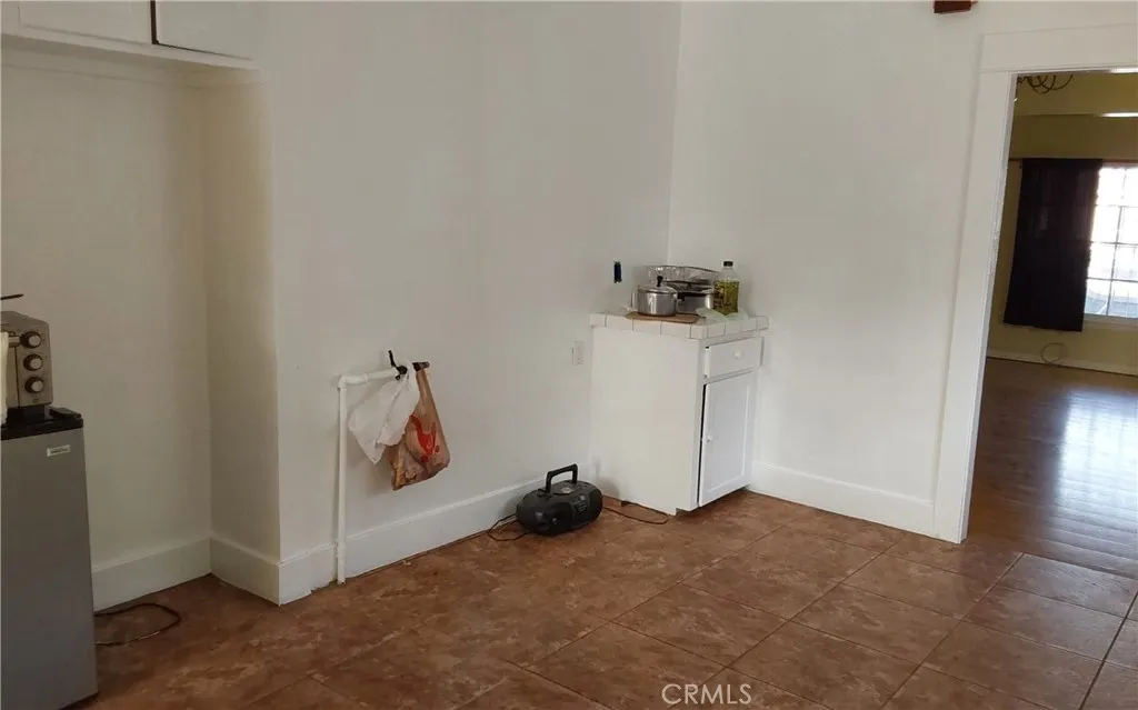 Additional image 54 of 824 W 74th St, Los Angeles, CA 90044