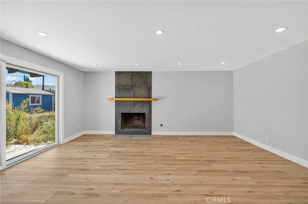 Additional image 12 of 1182 El Monte Dr, Simi Valley, CA 93065