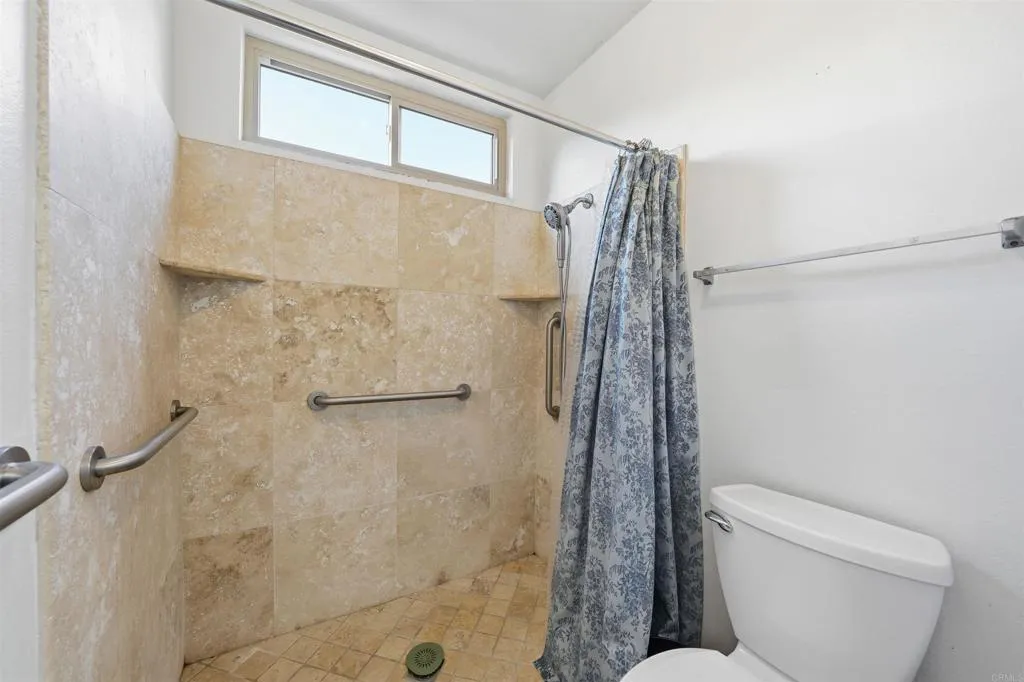 Additional image 60 of 2327 Amber Lane, Escondido, CA 92026