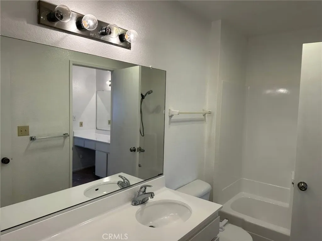 Additional image 34 of 10770 Woodley Unit 7, Granada Hills, CA 91344