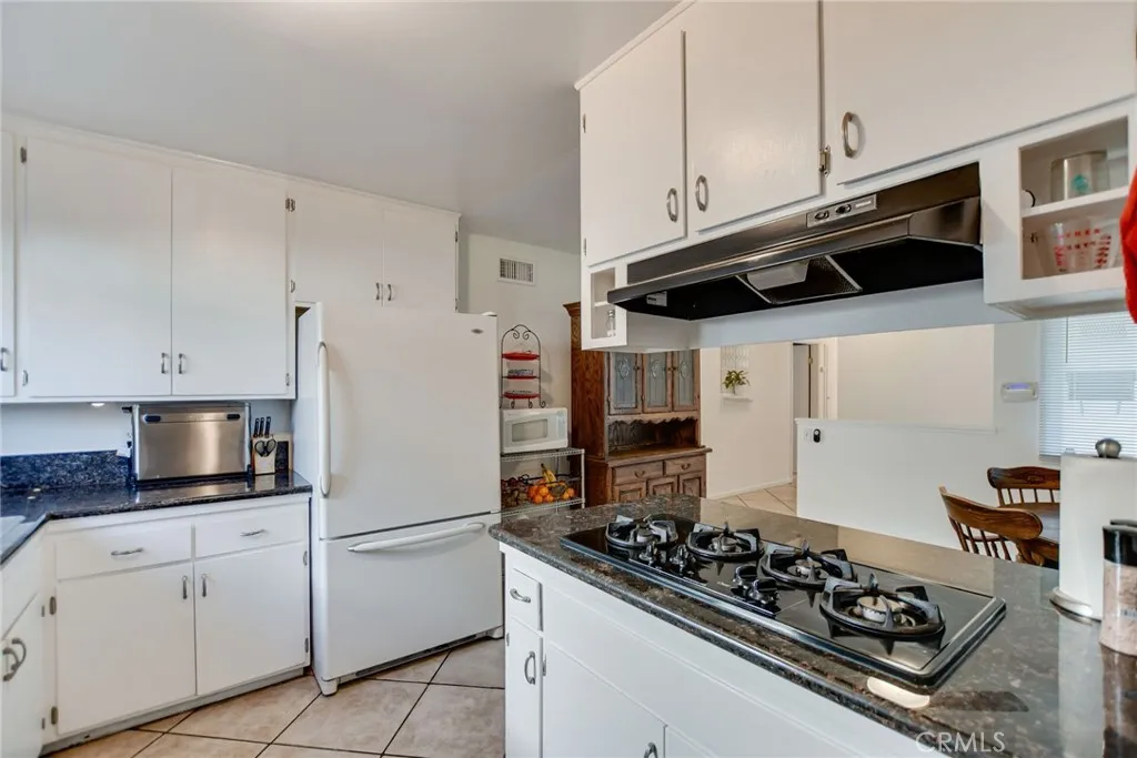 Additional image 81 of 2904 Sterling St, Pomona, CA 91767