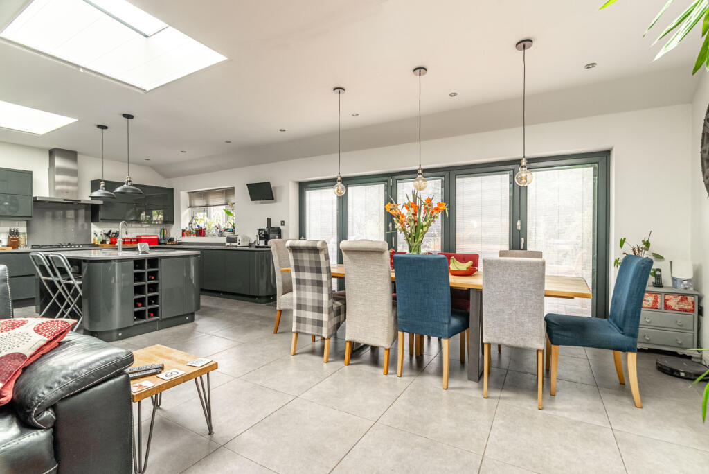 Additional image 10 of Ardens Way, St. Albans, Hertfordshire, AL4