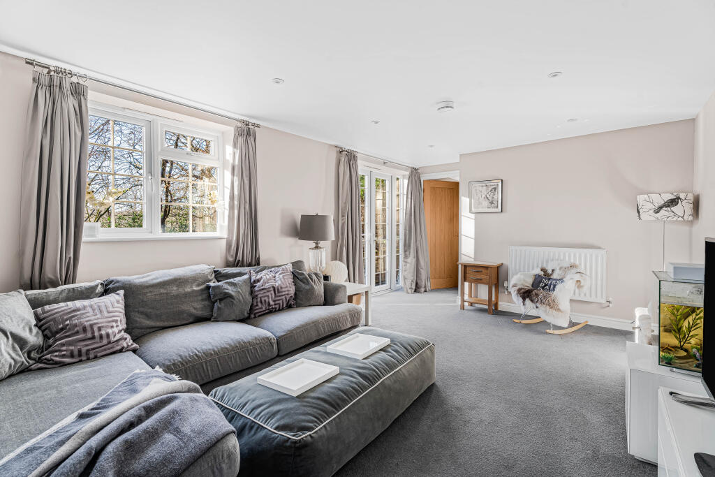 Additional image 9 of Hertford Road, Digswell, Welwyn, AL6