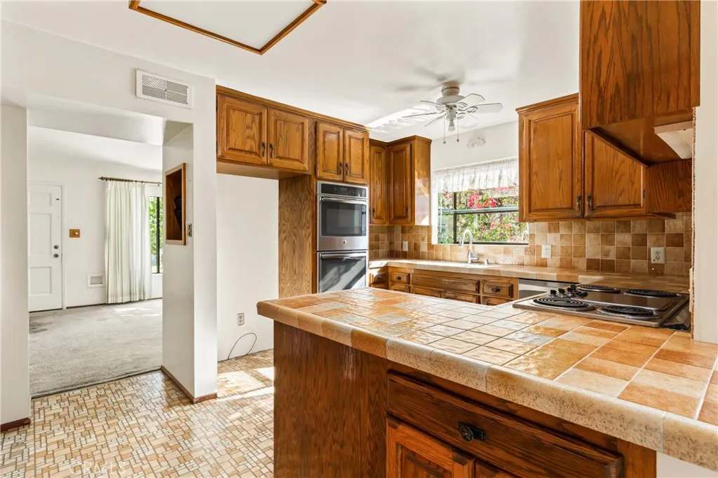 Additional image 58 of 531 N Niagara St, Burbank, CA 91505