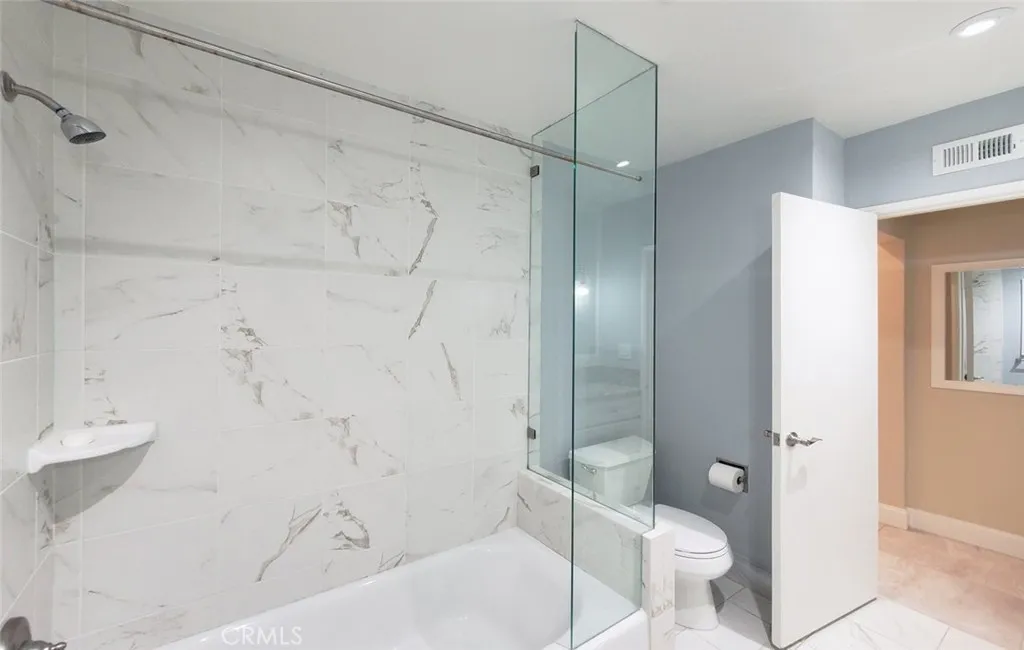 Additional image 67 of 22201 Schoolcraft, Canoga Park, CA 91303