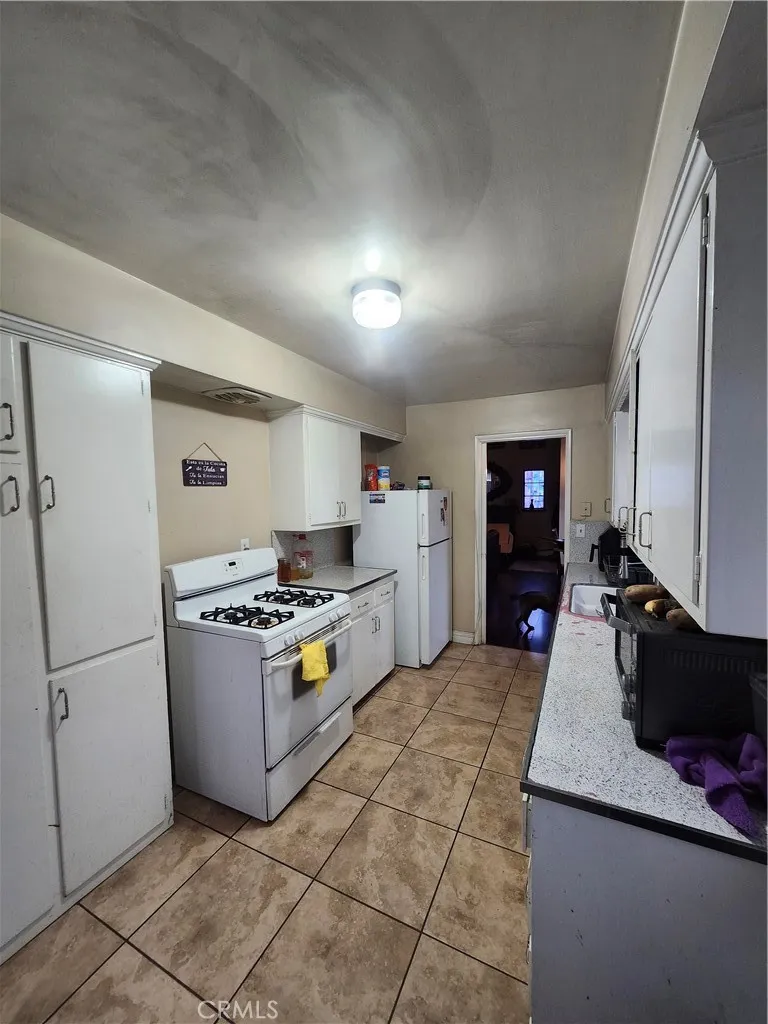 Additional image 107 of 9236 Mango Ave, Fontana, CA 92335
