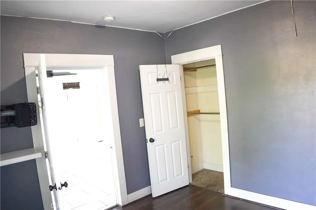 Additional image 9 of 1102 W 53rd Street, Los Angeles, CA 90037