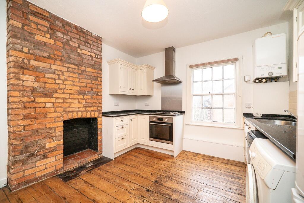 Additional image 5 of High Street, Markyate, AL3