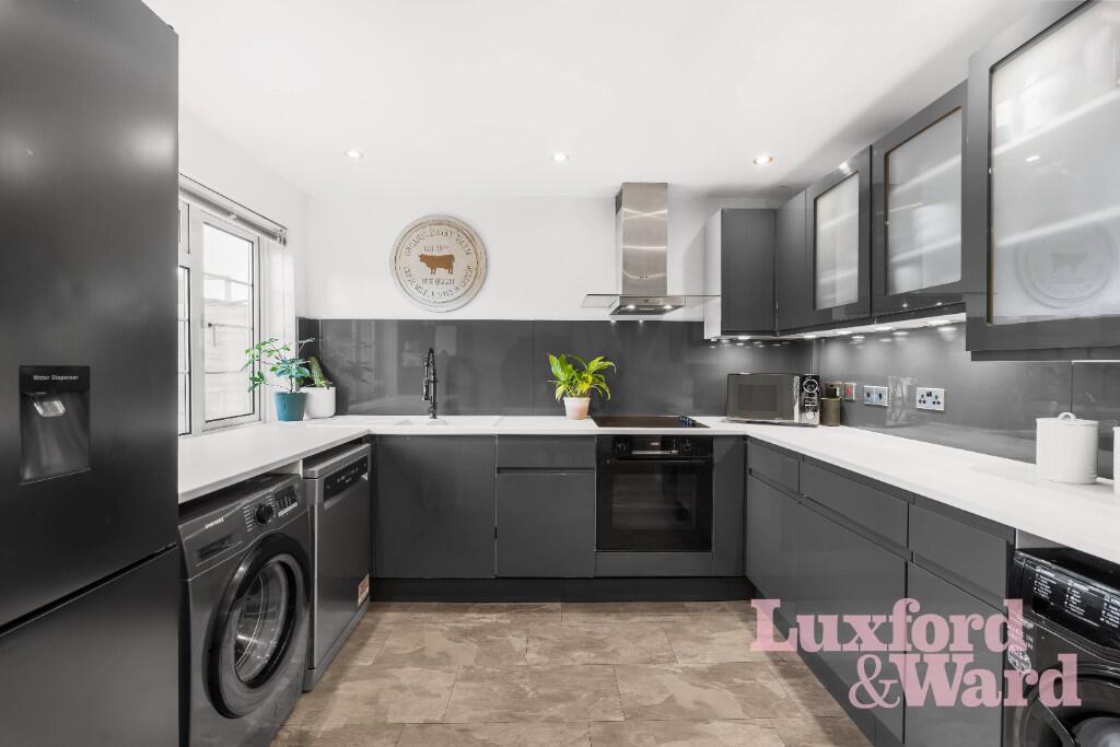 Additional image 6 of Golden Dell, Welwyn Garden City, Hertfordshire, AL7