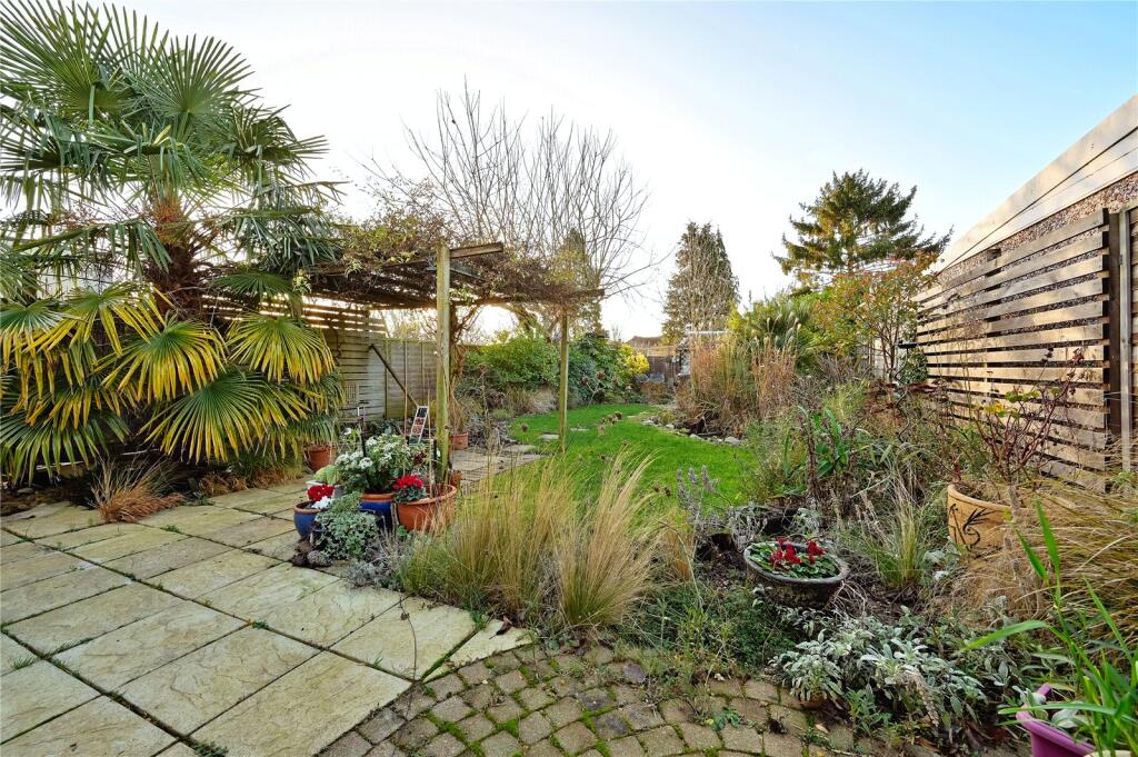 Additional image 24 of Oakwood Drive, St. Albans, Hertfordshire