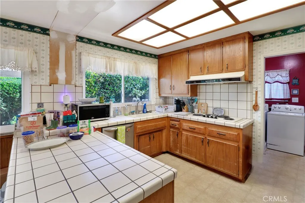 Additional image 15 of 719 S Rosalind Dr, Orange, CA 92869