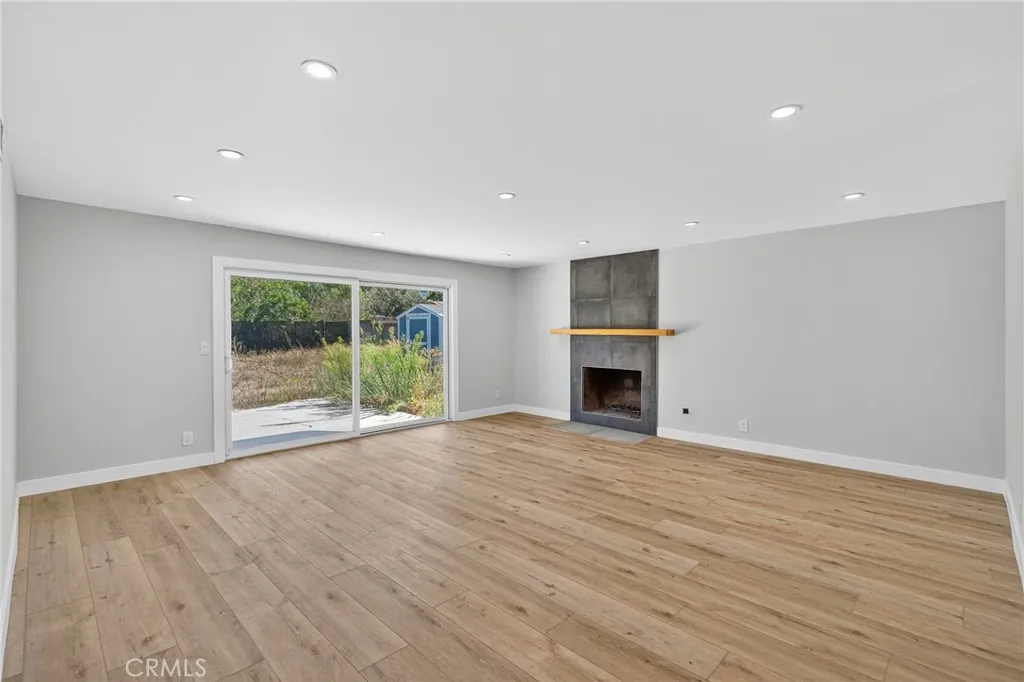 Additional image 8 of 1182 El Monte Dr, Simi Valley, CA 93065