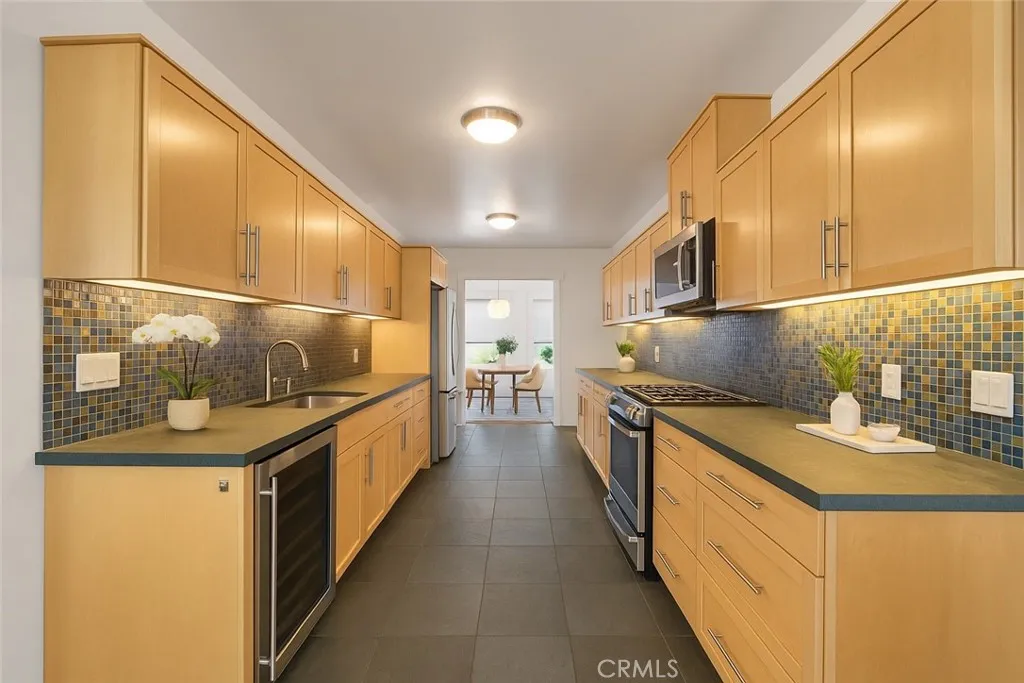 Additional image 36 of 2251 Cambridge St, Los Angeles, CA 90006