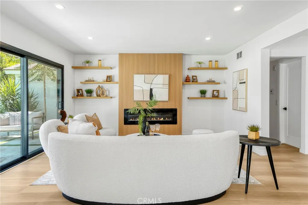 Additional image 50 of 8400 Chimineas Avenue, Northridge, CA 91325