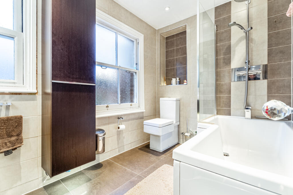 Additional image 14 of Cornwall Road, Harpenden, Hertfordshire, AL5