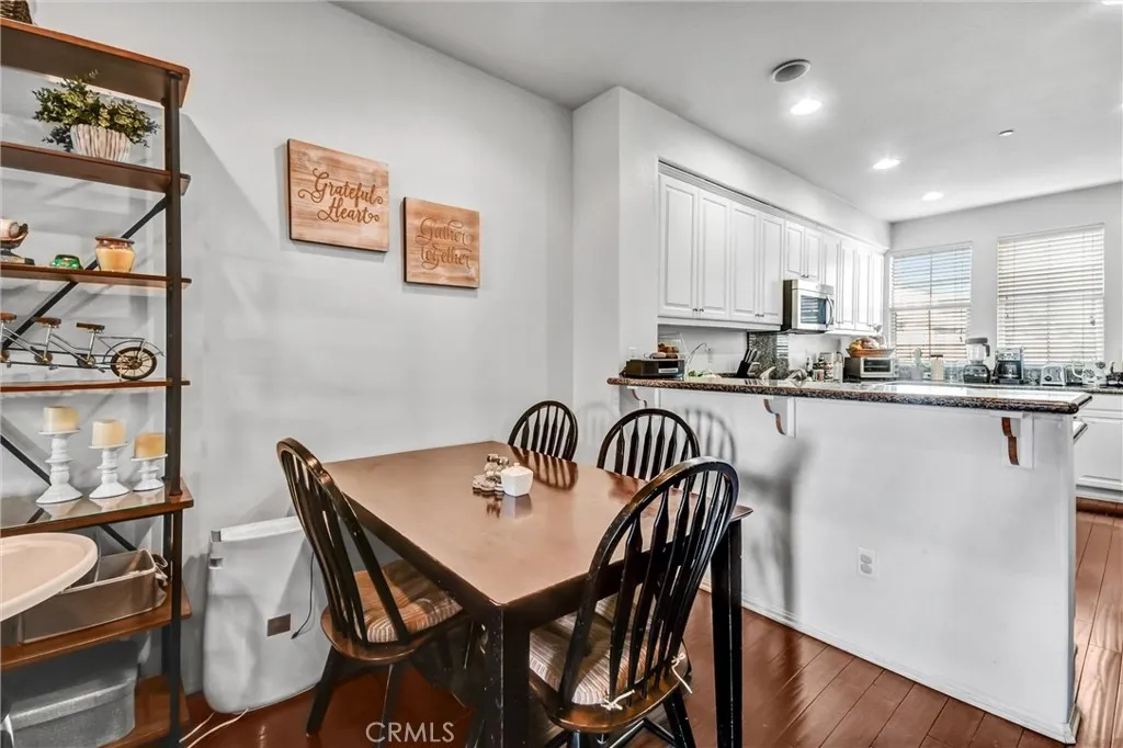 Additional image 41 of 827 E Promenade St Unit E, Azusa, CA 91702