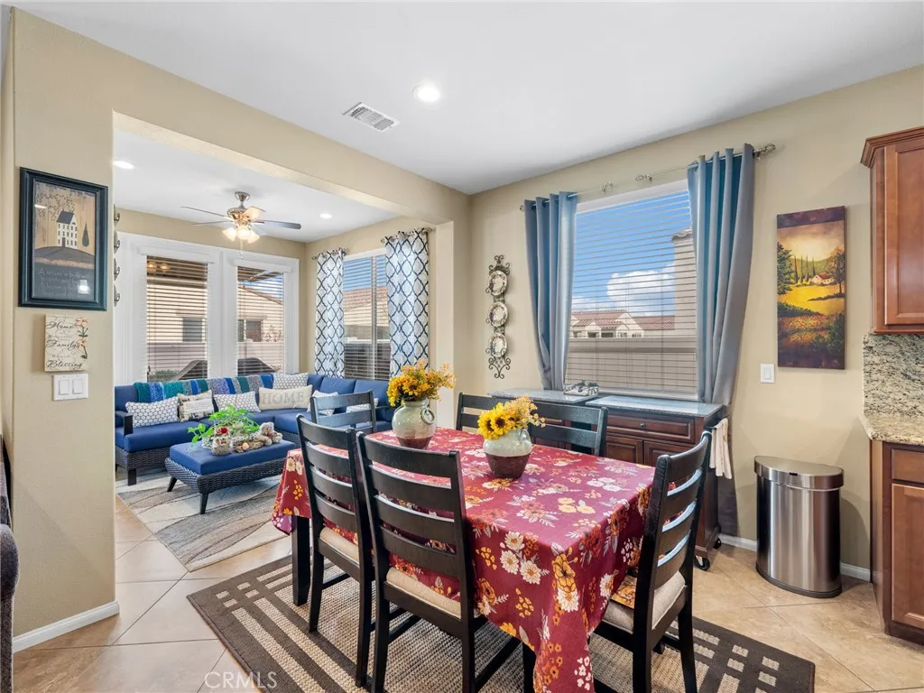 Additional image 16 of 18920 Lasso Street, Apple Valley, CA 92308