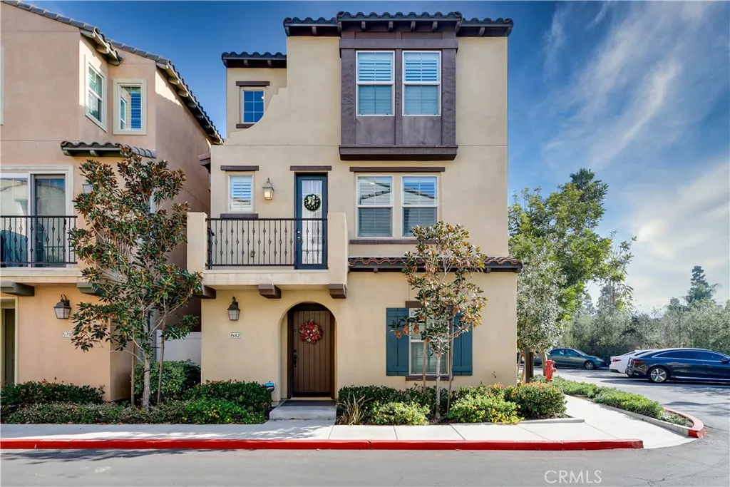 Additional image 2 of 582 S Harbor Blvd, Santa Ana, CA 92704