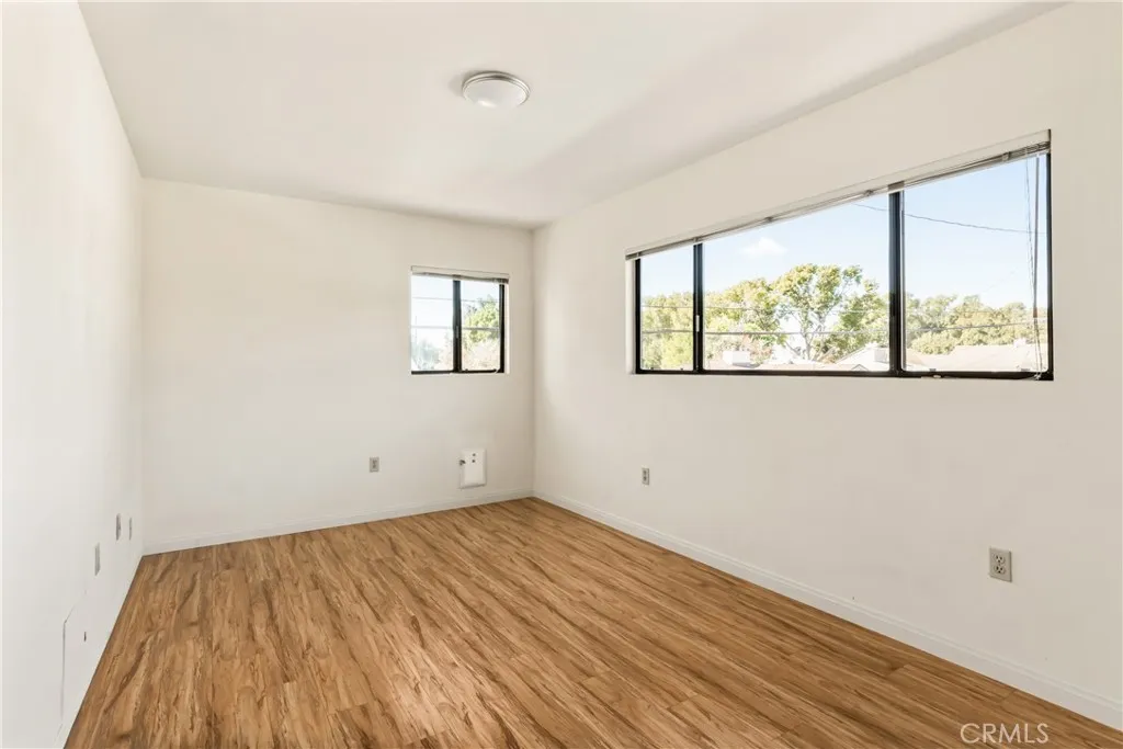 Additional image 31 of 531 N Niagara St, Burbank, CA 91505