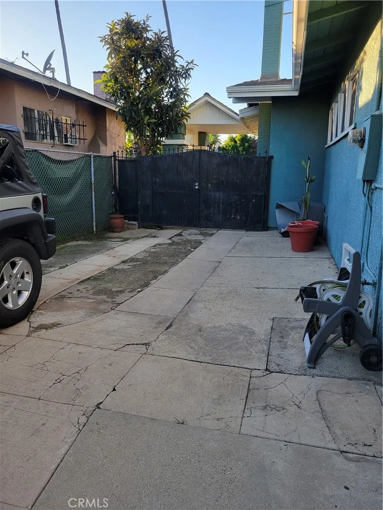 Additional image 60 of 1934 Vineyard, Los Angeles, CA 90016