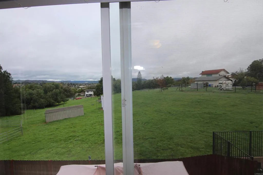 Additional image 32 of 445 Poets Square, Fallbrook, CA 92028