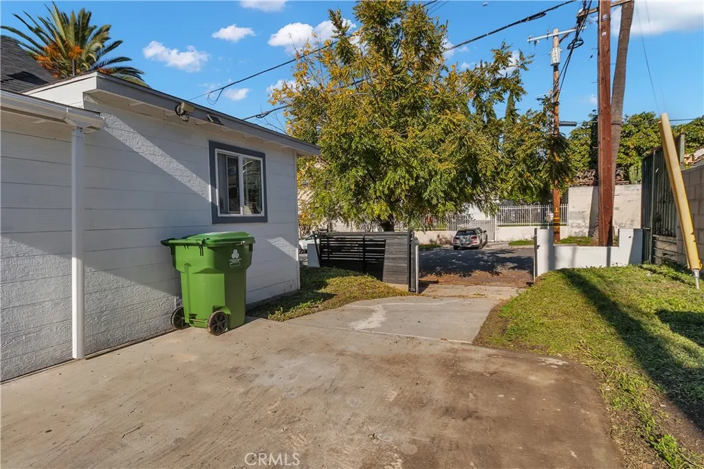 Additional image 30 of 152 N Benton Way, Los Angeles, CA 90026