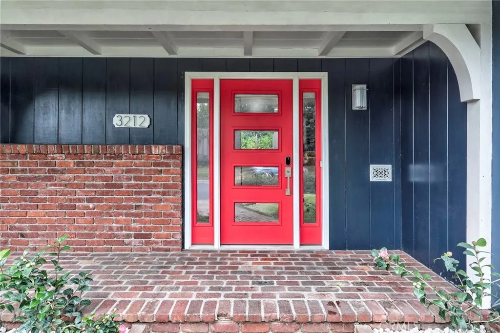 Additional image 5 of 3212 W Valley Heart Drive, Burbank, CA 91505