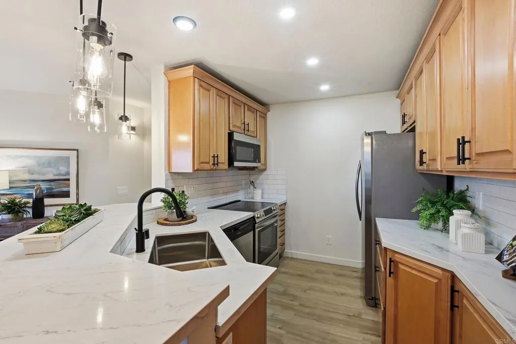 Additional image 5 of 7187 Camino Degrazia Unit 84, San Diego, CA 92111