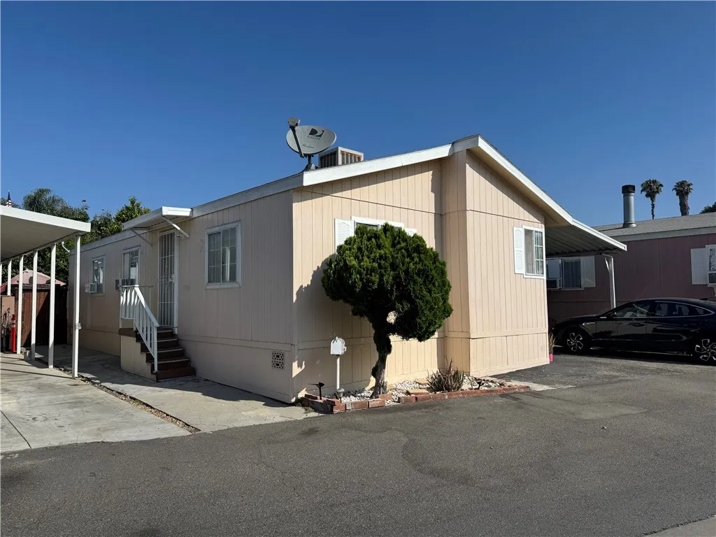 Additional image 3 of 12700 Elliott Ave Unit 35, El Monte, CA 91732