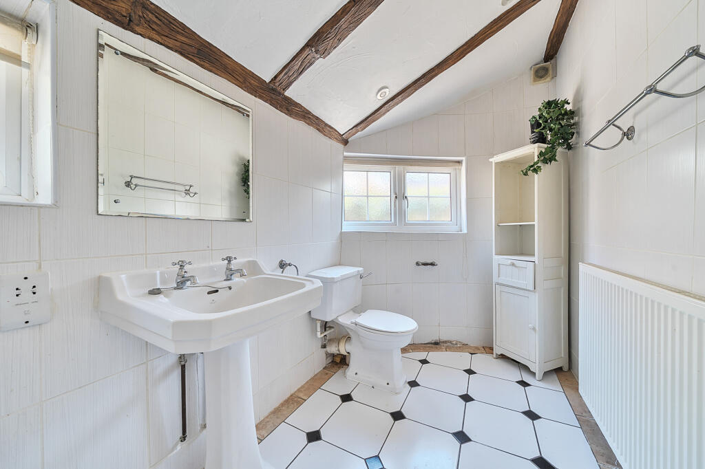 Additional image 9 of 28 High Street, St. Albans, AL2