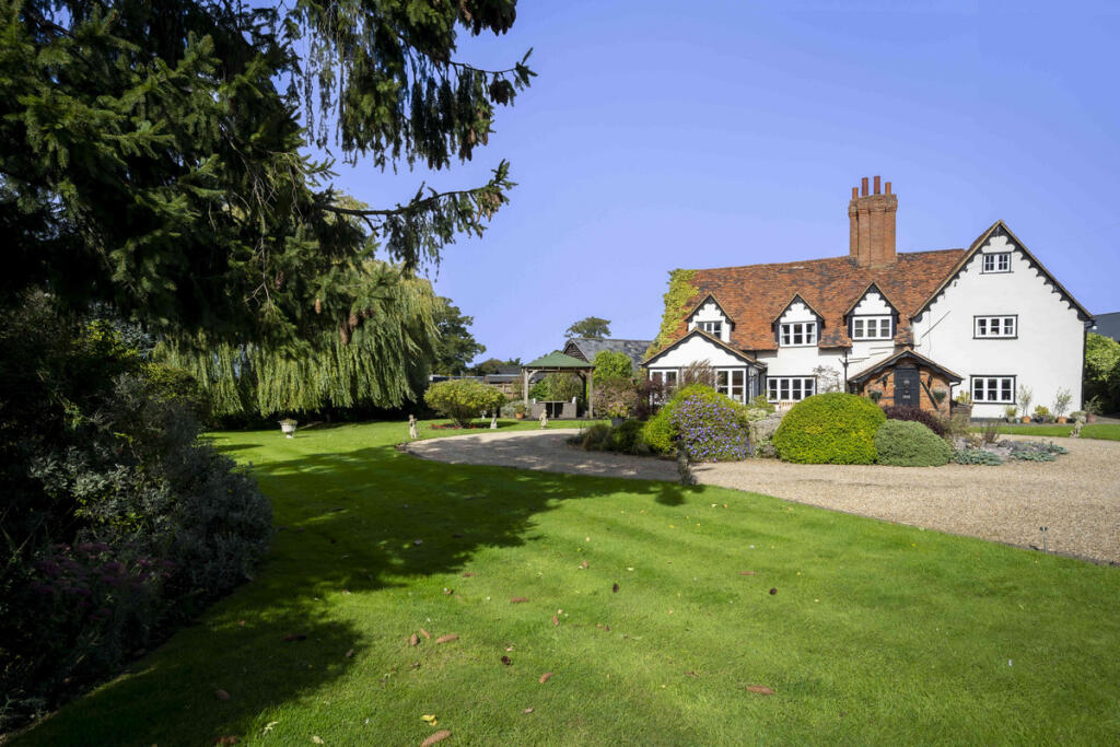 Additional image 16 of Pottersheath Road, Welwyn, AL6