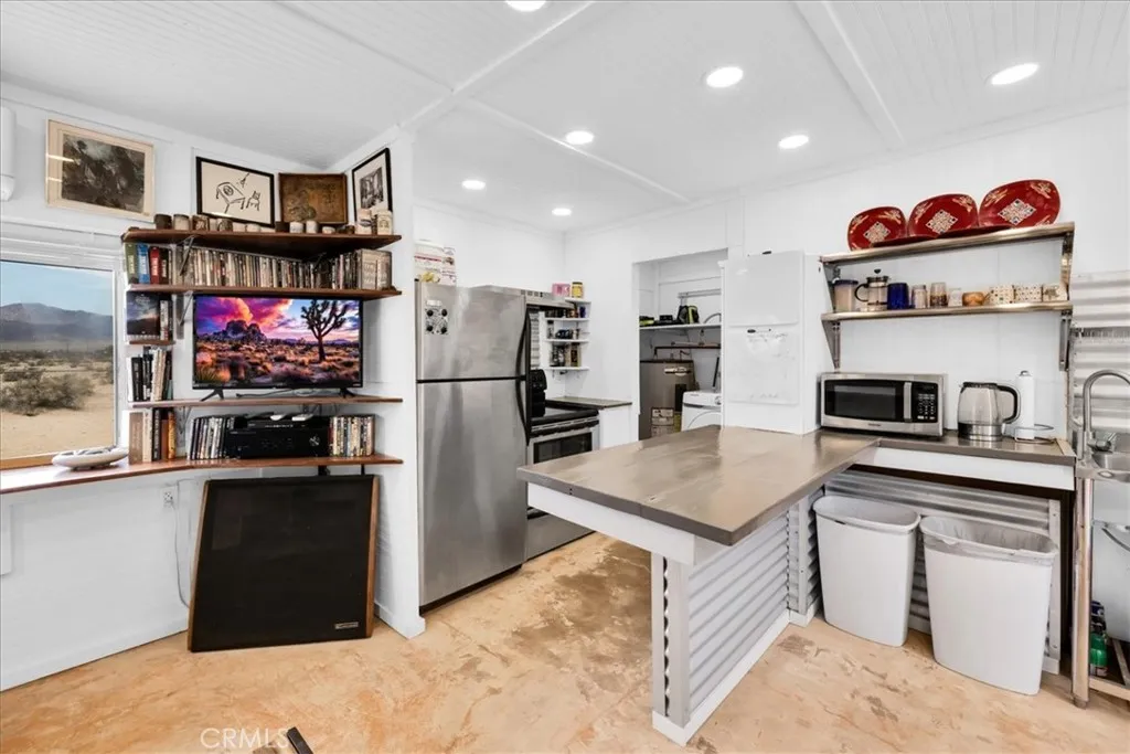 Additional image 45 of 84951 Amboy Rd, 29 Palms, CA 92277