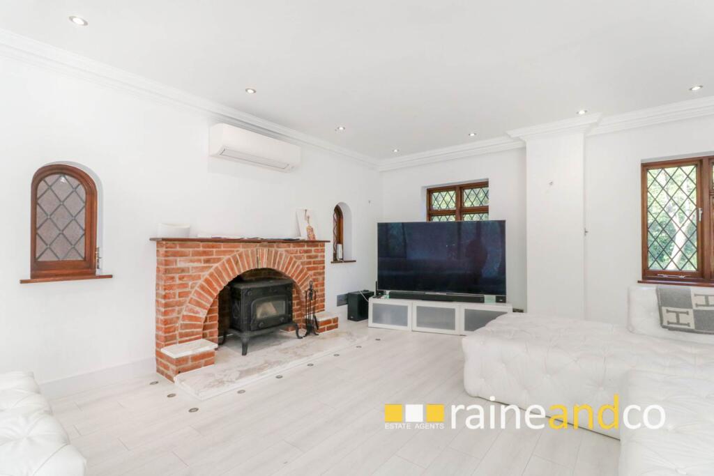 Additional image 10 of Great North Road, Bell Bar, Brookmans Park