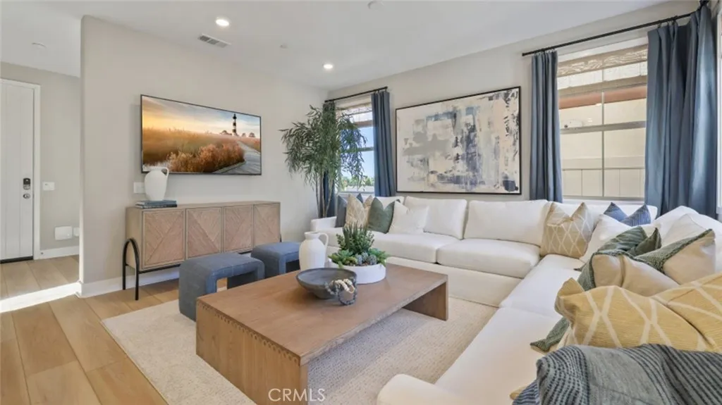 Additional image 40 of 725 Guy Turner Drive, Camarillo, CA 93010