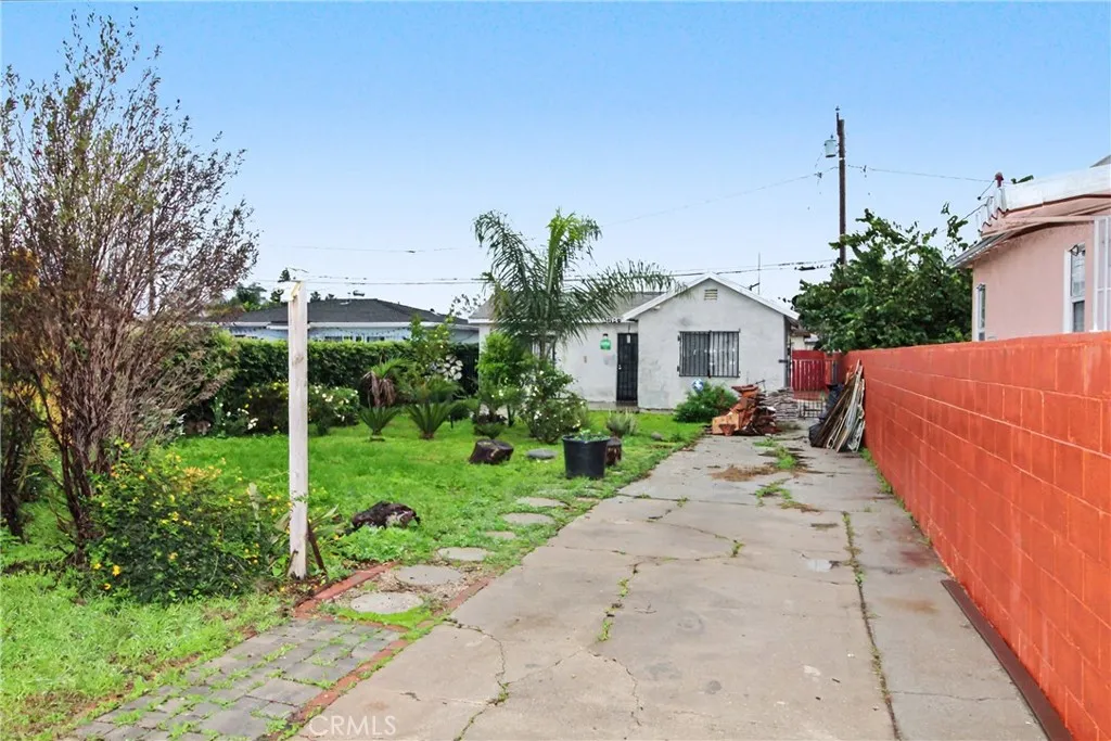 Additional image 4 of 3826 W 115th St, Hawthorne, CA 90250