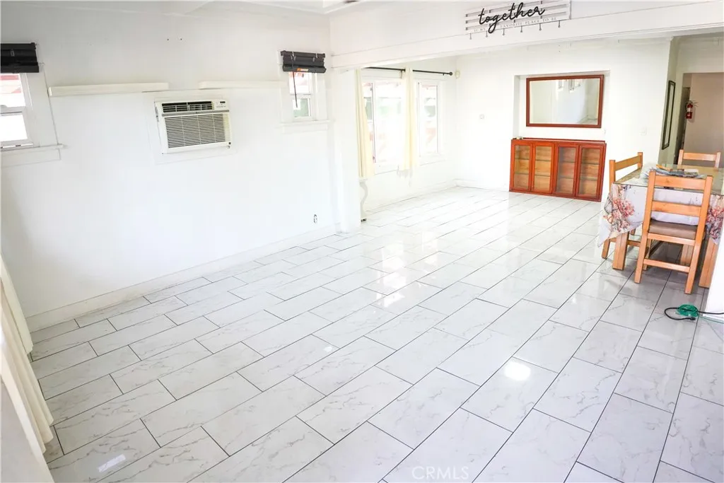 Additional image 6 of 1102 W 53rd Street, Los Angeles, CA 90037