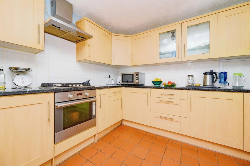 Additional image 17 of Hughenden Road, St. Albans