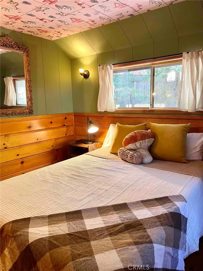 Additional image 45 of 23348 Outlook Ln, Crestline, CA 92325