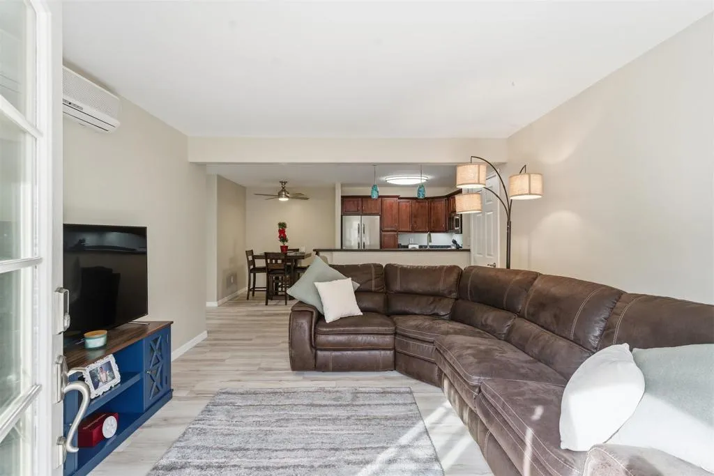 Additional image 8 of 5402 Balboa Arms Dr Unit 314, San Diego, CA 92117