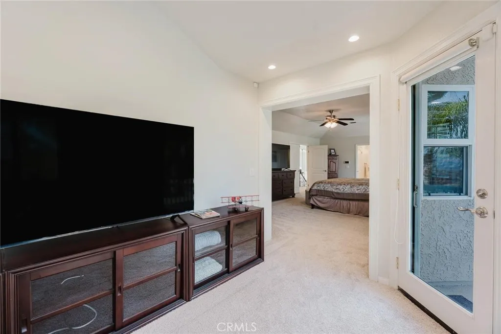 Additional image 37 of 27550 Alta Knoll Dr, Saugus, CA 91350