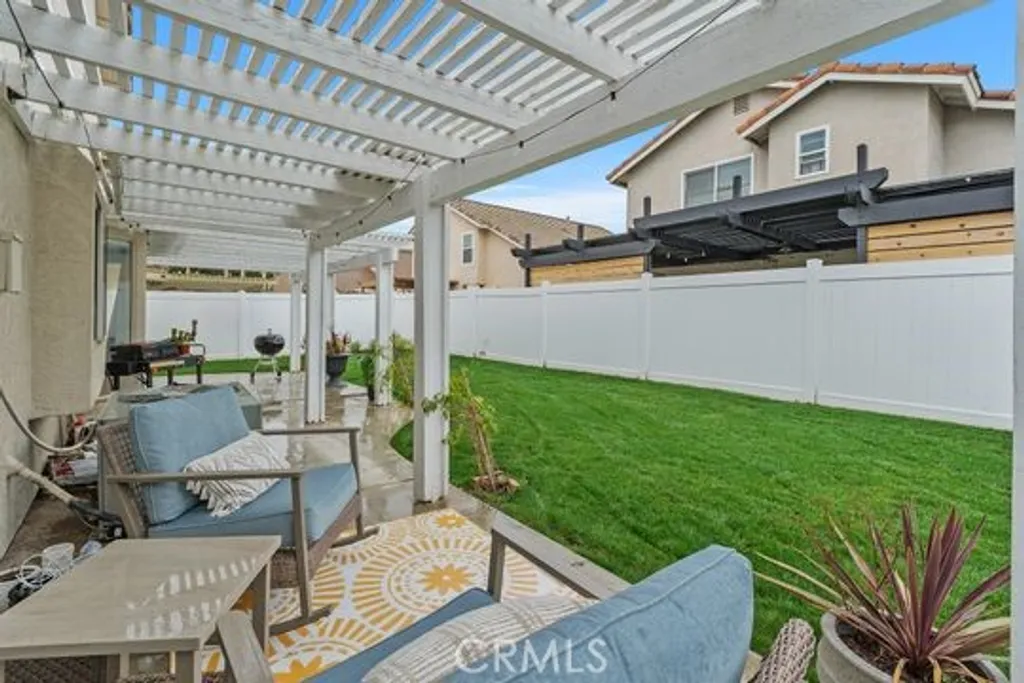 Property image for 30449 Meadow Run Pl, Menifee, CA 92584