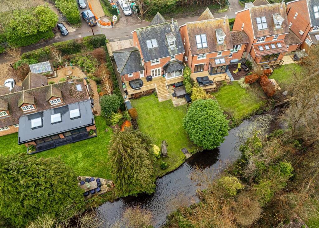 Additional image 22 of Meads Lane, Wheathampstead, St. Albans, Hertfordshire, AL4