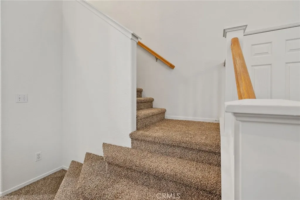 Additional image 32 of 3232 N Zion Cir, Hanford, CA 93230