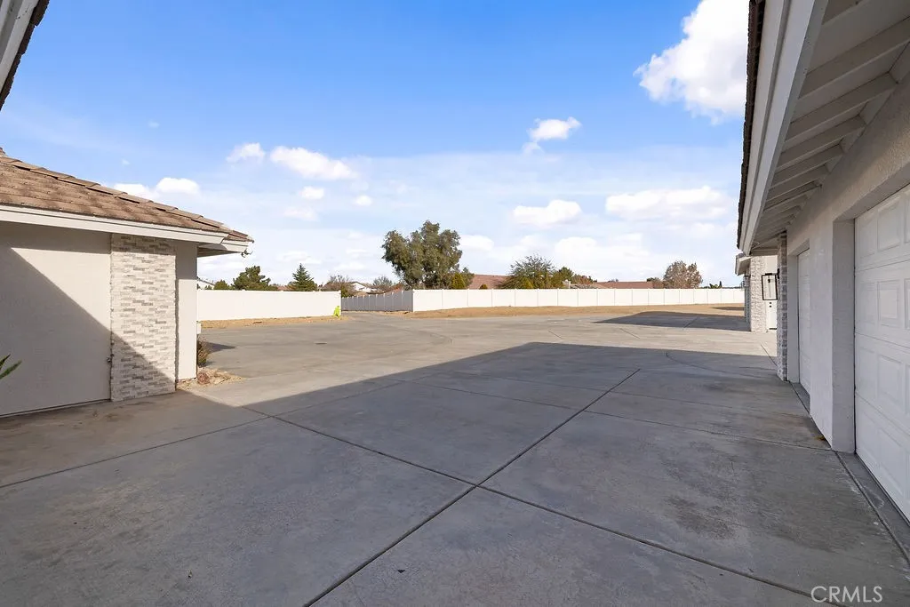 Additional image 63 of 18785 Sahale, Apple Valley, CA 92307