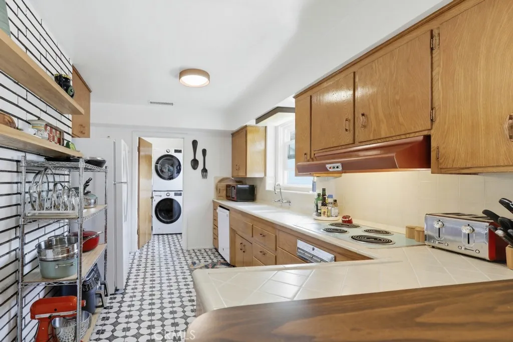 Additional image 18 of 1010 W 21st Street, Santa Ana, CA 92706