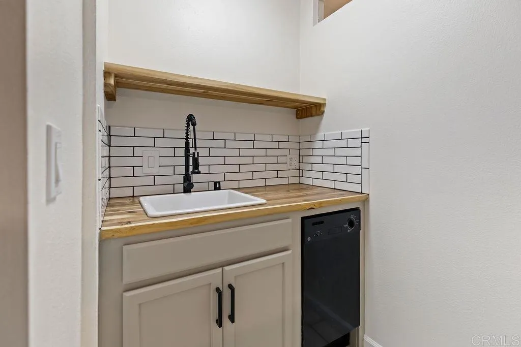 Additional image 91 of 4339 Macronald Drive, La Mesa, CA 91941