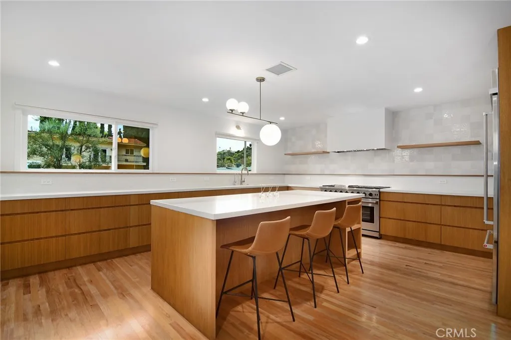 Additional image 12 of 4676 Arriba Drive, Tarzana, CA 91356